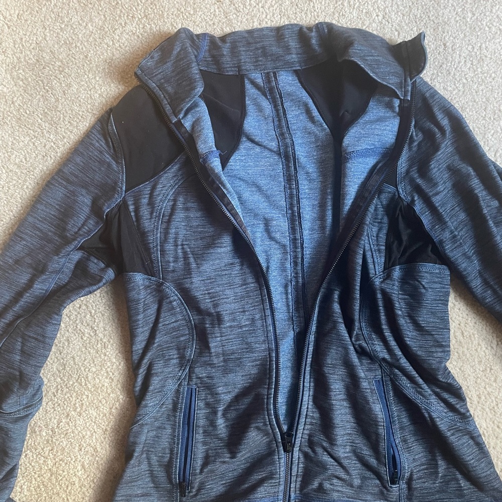 Lululemon jacket - Picture 4 of 4